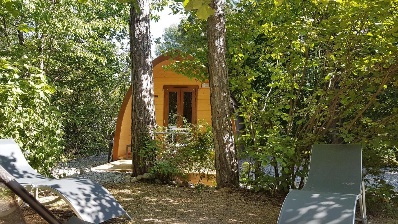Camping-Hotel De Plein Air Les 2 Bois Баратье Экстерьер фото